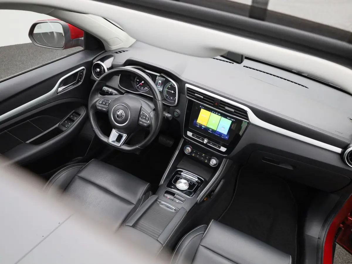 MG Luxury 45 kWh | PANO | ACC | Achteruitrijcamera | Stoelverwarming | Apple Carplay/Android Auto |