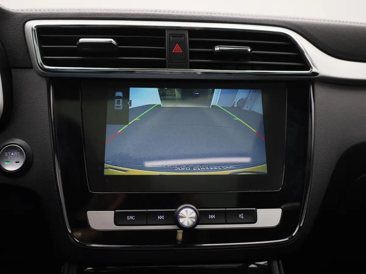 MG Luxury 45 kWh | PANO | ACC | Achteruitrijcamera | Stoelverwarming | Apple Carplay/Android Auto |