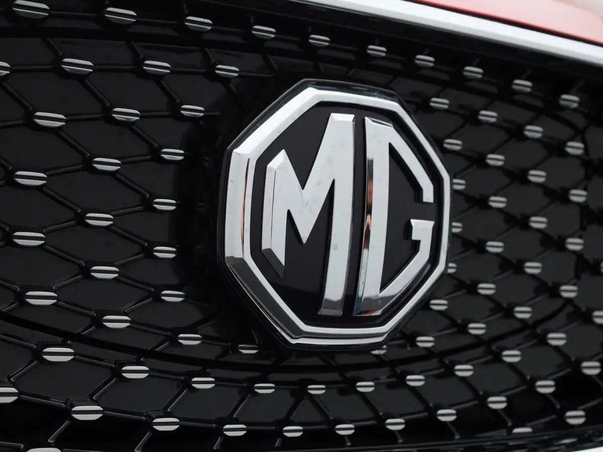 MG Luxury 45 kWh | PANO | ACC | Achteruitrijcamera | Stoelverwarming | Apple Carplay/Android Auto |