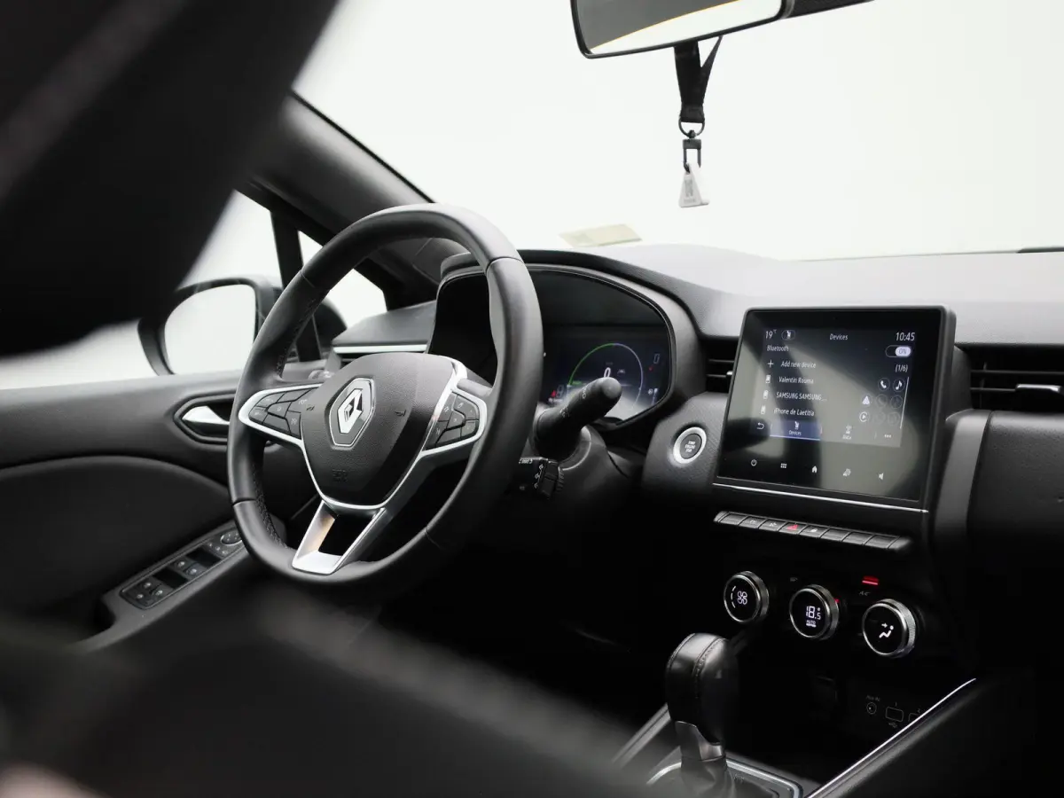 1.6 E-Tech Intens | Automaat | Achteruitrijcamera | Cruise Control | Keyless | Apple Carplay/Android Auto | Virtual Cockpit |