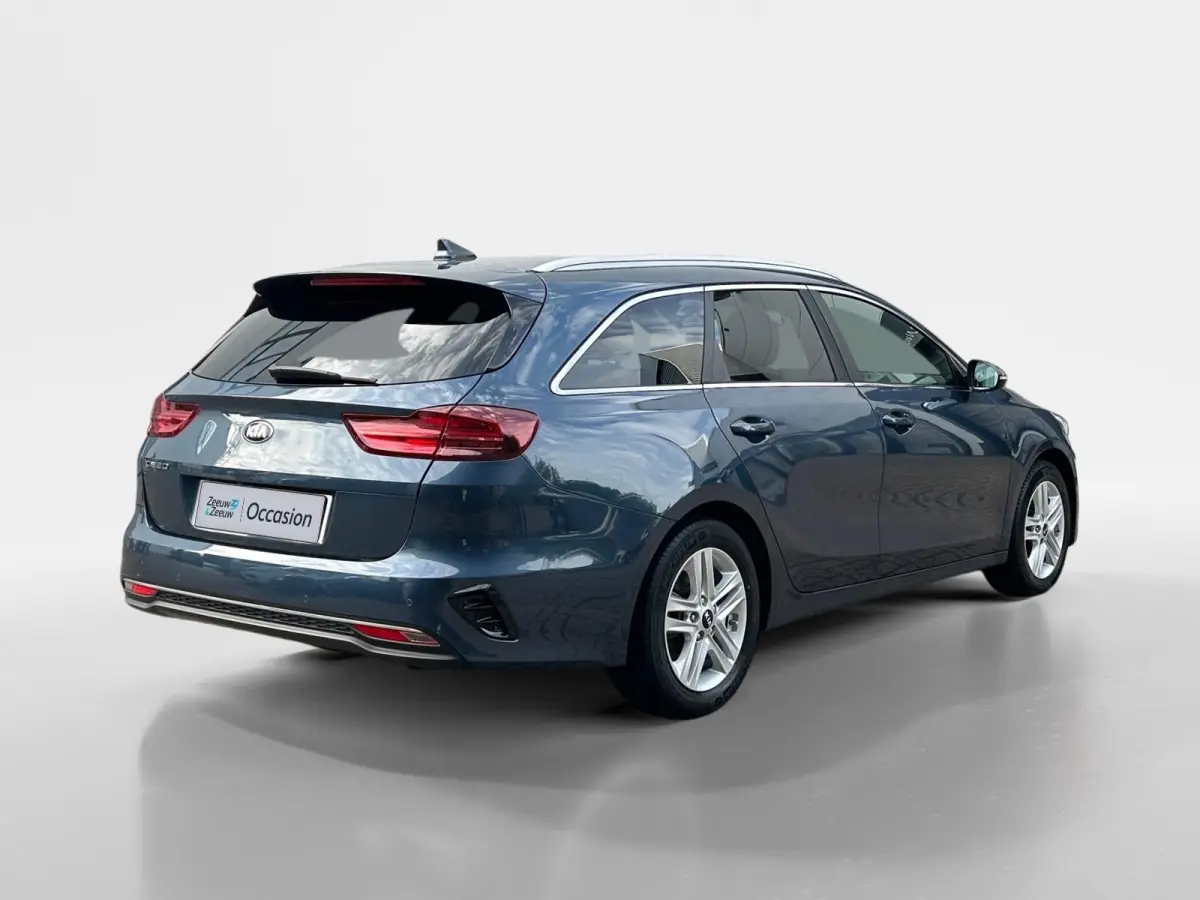 1.0 T-GDi DynamicPlusLine | Apple Carplay / Android Auto | Navigatiesyteem | Parkeersensoren + Camera Achter | Licht + Regensensor | Stoel + Stuurverwarming | Cruise Control | Climate Contro