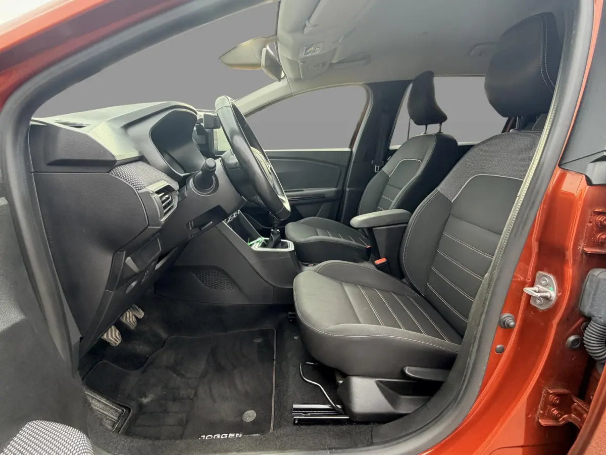 1.0 TCe Extreme 7p. | Trekhaak | Dealeronderhouden | Apple & Android | 1e Eigenaar | Camera | Cruise Control | NL Auto |