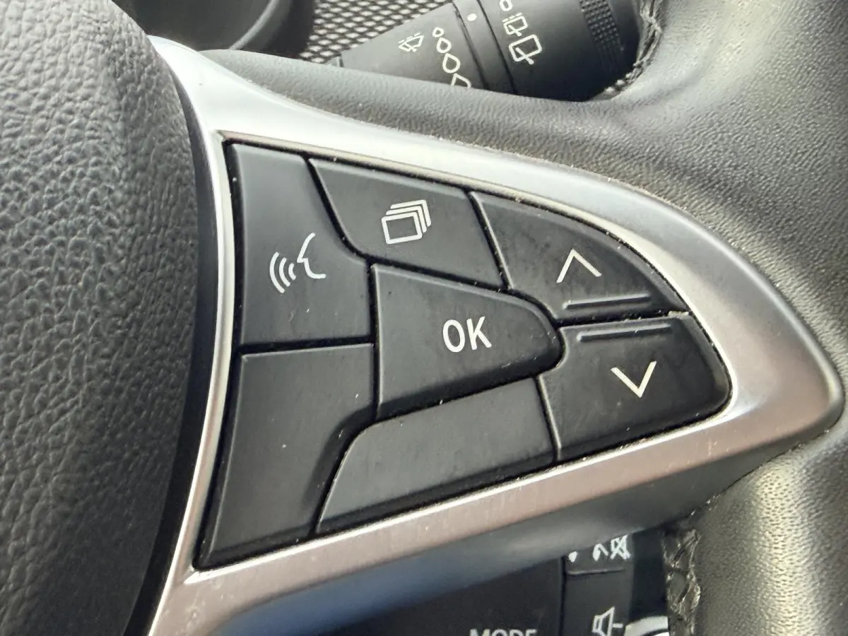 1.0 TCe Extreme 7p. | Trekhaak | Dealeronderhouden | Apple & Android | 1e Eigenaar | Camera | Cruise Control | NL Auto |
