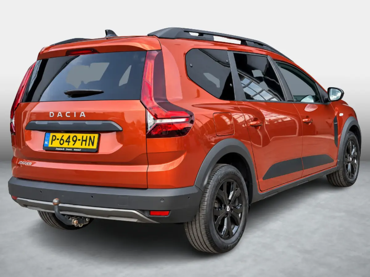 1.0 TCe Extreme 7p. | Trekhaak | Dealeronderhouden | Apple & Android | 1e Eigenaar | Camera | Cruise Control | NL Auto |