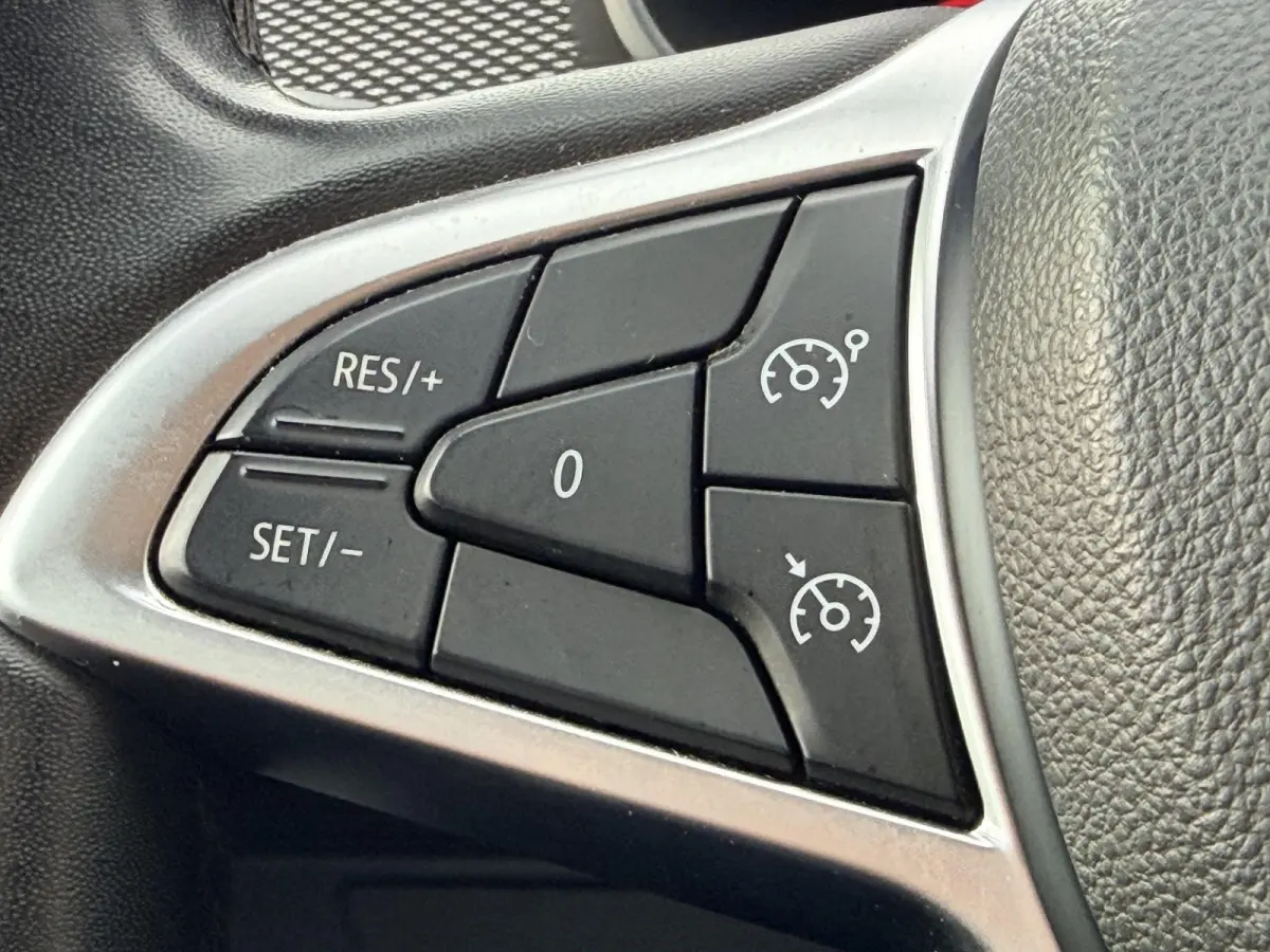 1.0 TCe Extreme 7p. | Trekhaak | Dealeronderhouden | Apple & Android | 1e Eigenaar | Camera | Cruise Control | NL Auto |