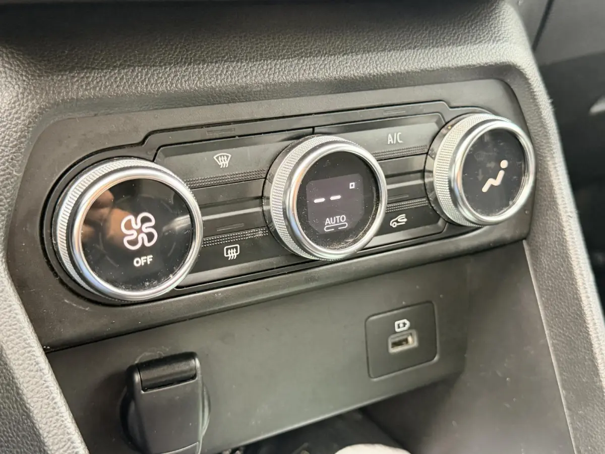 1.0 TCe Extreme 7p. | Trekhaak | Dealeronderhouden | Apple & Android | 1e Eigenaar | Camera | Cruise Control | NL Auto |