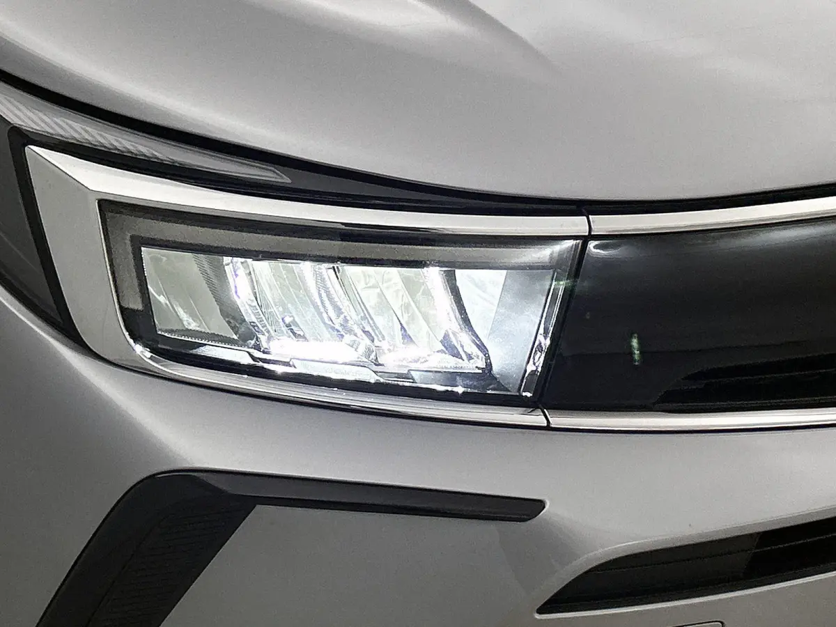 1.6 225pk Plug-In Hybrid GS Automaat | Accu 98% | Camera |  Elektrische Klep | Dodehoekdetectie | Adaptieve Cruise Control | Stoel-/Stuurverwarming | 18"LMV | LED | Apple Carplay/Android Aut