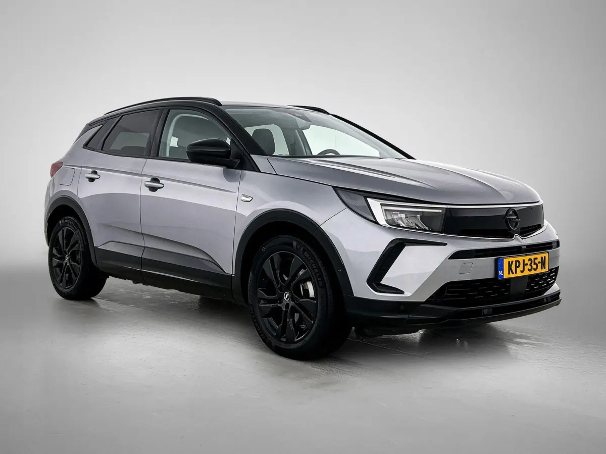 1.6 225pk Plug-In Hybrid GS Automaat | Accu 98% | Camera |  Elektrische Klep | Dodehoekdetectie | Adaptieve Cruise Control | Stoel-/Stuurverwarming | 18"LMV | LED | Apple Carplay/Android Aut