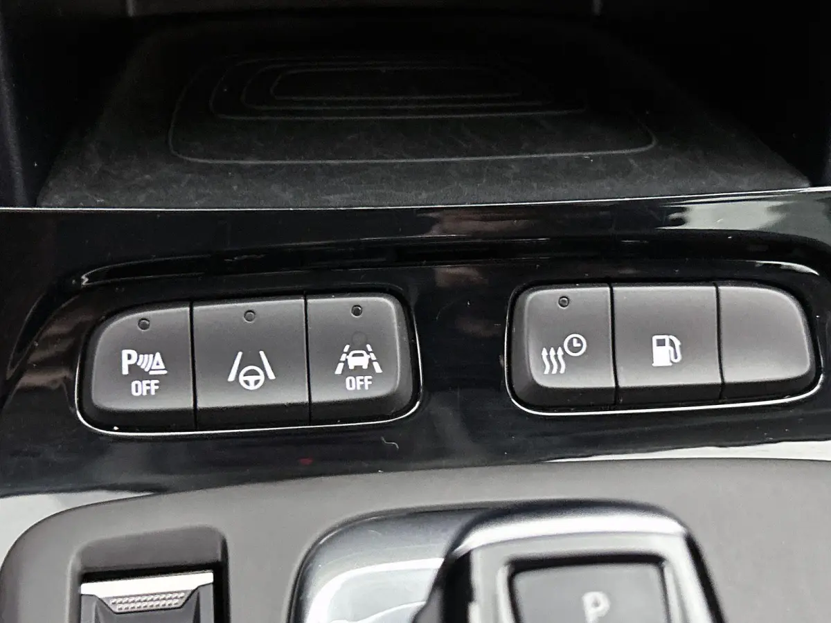 1.6 225pk Plug-In Hybrid GS Automaat | Accu 98% | Camera |  Elektrische Klep | Dodehoekdetectie | Adaptieve Cruise Control | Stoel-/Stuurverwarming | 18"LMV | LED | Apple Carplay/Android Aut