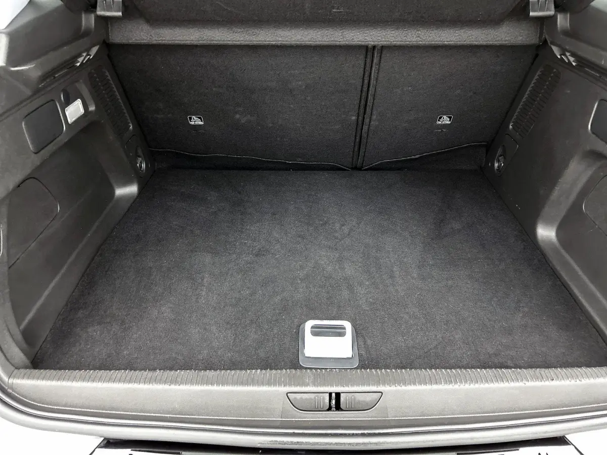 1.6 225pk Plug-In Hybrid GS Automaat | Accu 98% | Camera |  Elektrische Klep | Dodehoekdetectie | Adaptieve Cruise Control | Stoel-/Stuurverwarming | 18"LMV | LED | Apple Carplay/Android Aut