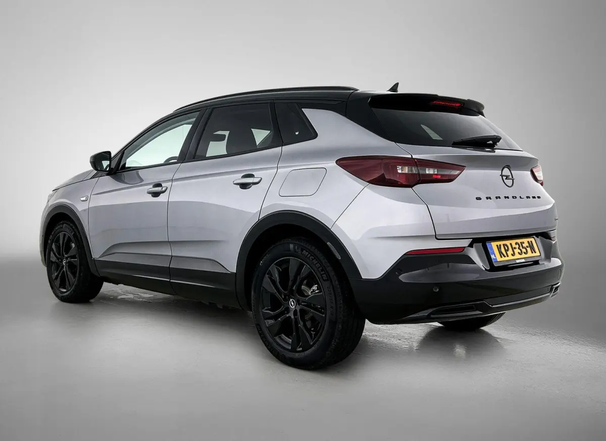 1.6 225pk Plug-In Hybrid GS Automaat | Accu 98% | Camera |  Elektrische Klep | Dodehoekdetectie | Adaptieve Cruise Control | Stoel-/Stuurverwarming | 18"LMV | LED | Apple Carplay/Android Aut