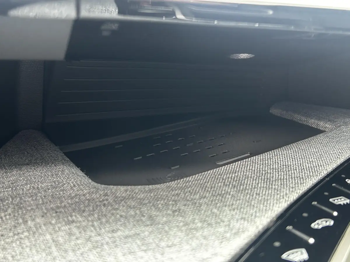1.2 Hybrid 145 GT | Panoramisch schuifdak | 360 Camera | Adaptieve Cruise Control | Navigatie | Apple Carplay/Android Auto