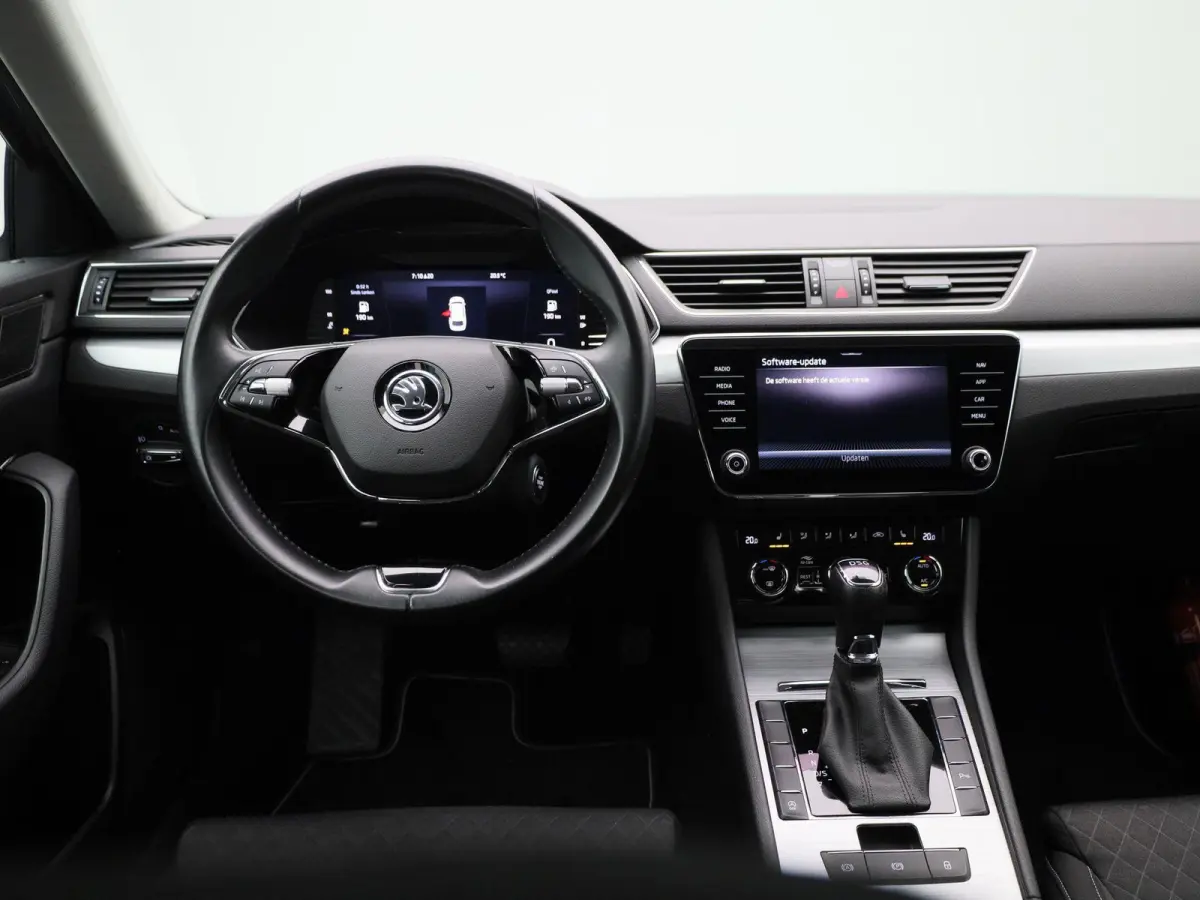 2.0 TDI Business Edition | ACC | Trekhaak | Achteruitrijcamera | Stoelverwarming | Elektr. Stoelbediening | Appel Carplay/Android Auto | Virtual Cockpit |