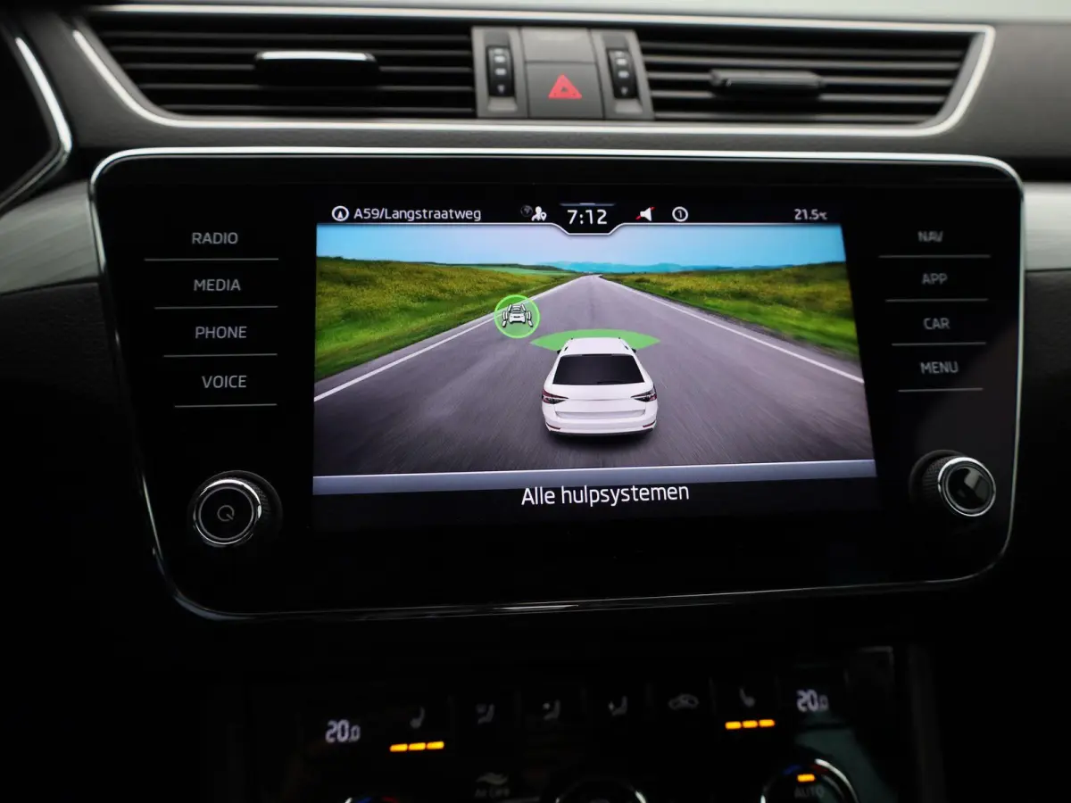 2.0 TDI Business Edition | ACC | Trekhaak | Achteruitrijcamera | Stoelverwarming | Elektr. Stoelbediening | Appel Carplay/Android Auto | Virtual Cockpit |