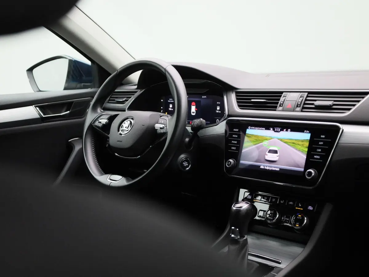 2.0 TDI Business Edition | ACC | Trekhaak | Achteruitrijcamera | Stoelverwarming | Elektr. Stoelbediening | Appel Carplay/Android Auto | Virtual Cockpit |