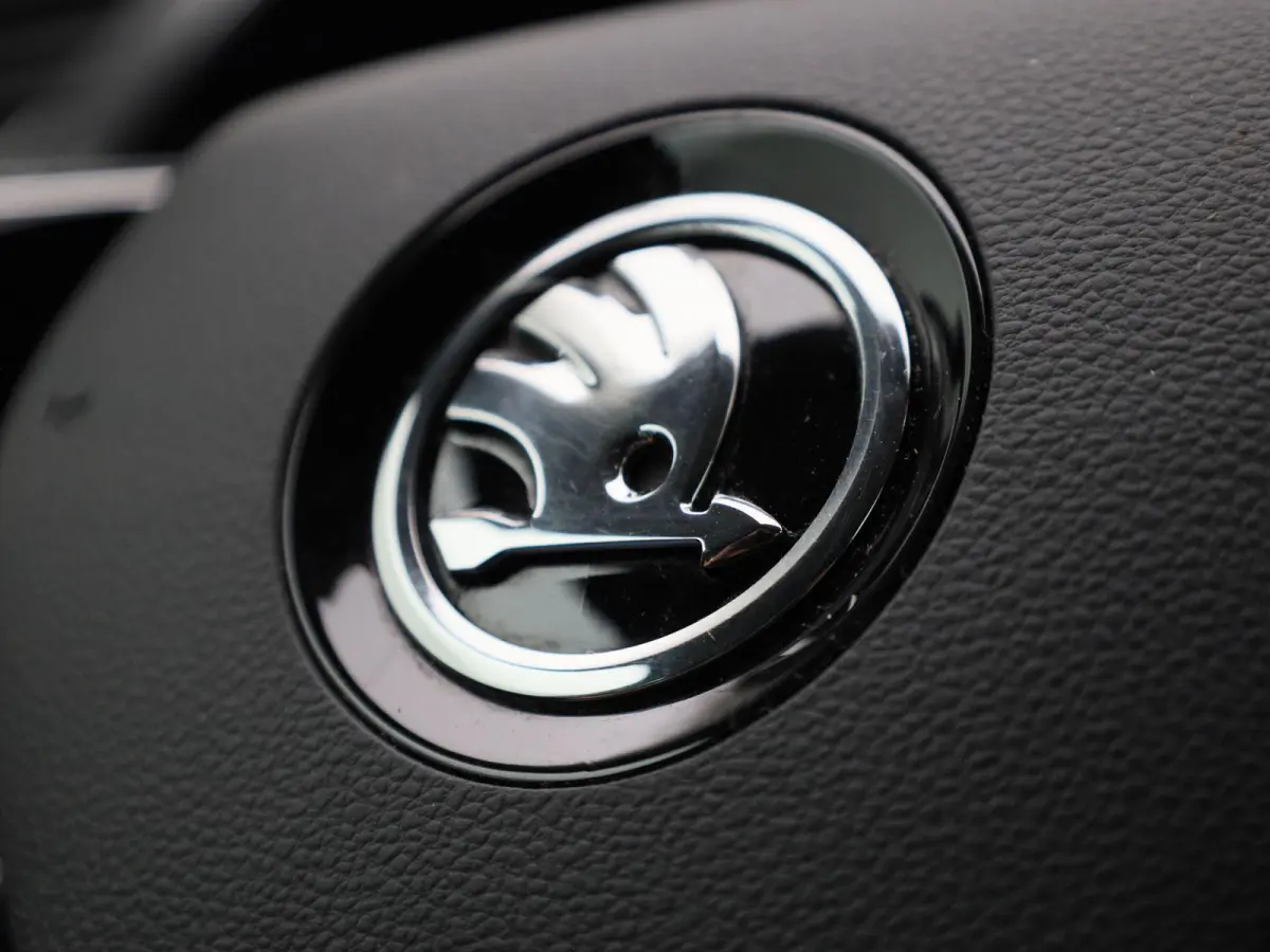 2.0 TDI Business Edition | ACC | Trekhaak | Achteruitrijcamera | Stoelverwarming | Elektr. Stoelbediening | Appel Carplay/Android Auto | Virtual Cockpit |