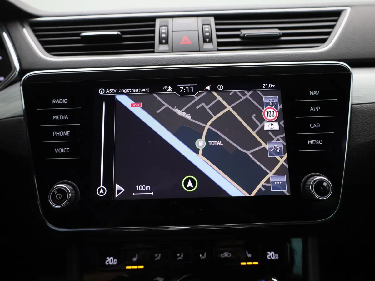 2.0 TDI Business Edition | ACC | Trekhaak | Achteruitrijcamera | Stoelverwarming | Elektr. Stoelbediening | Appel Carplay/Android Auto | Virtual Cockpit |