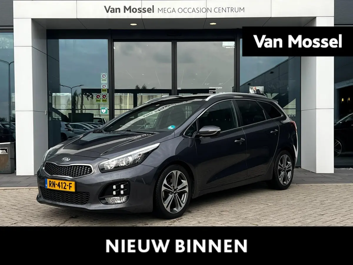 cee'd 1.0 T-GDi GT-Line Summer Edition | PANO | Stoel + Stuurverwarming | Achteruitrijcamera | Apple Carplay/Android Auto | Climate Control |