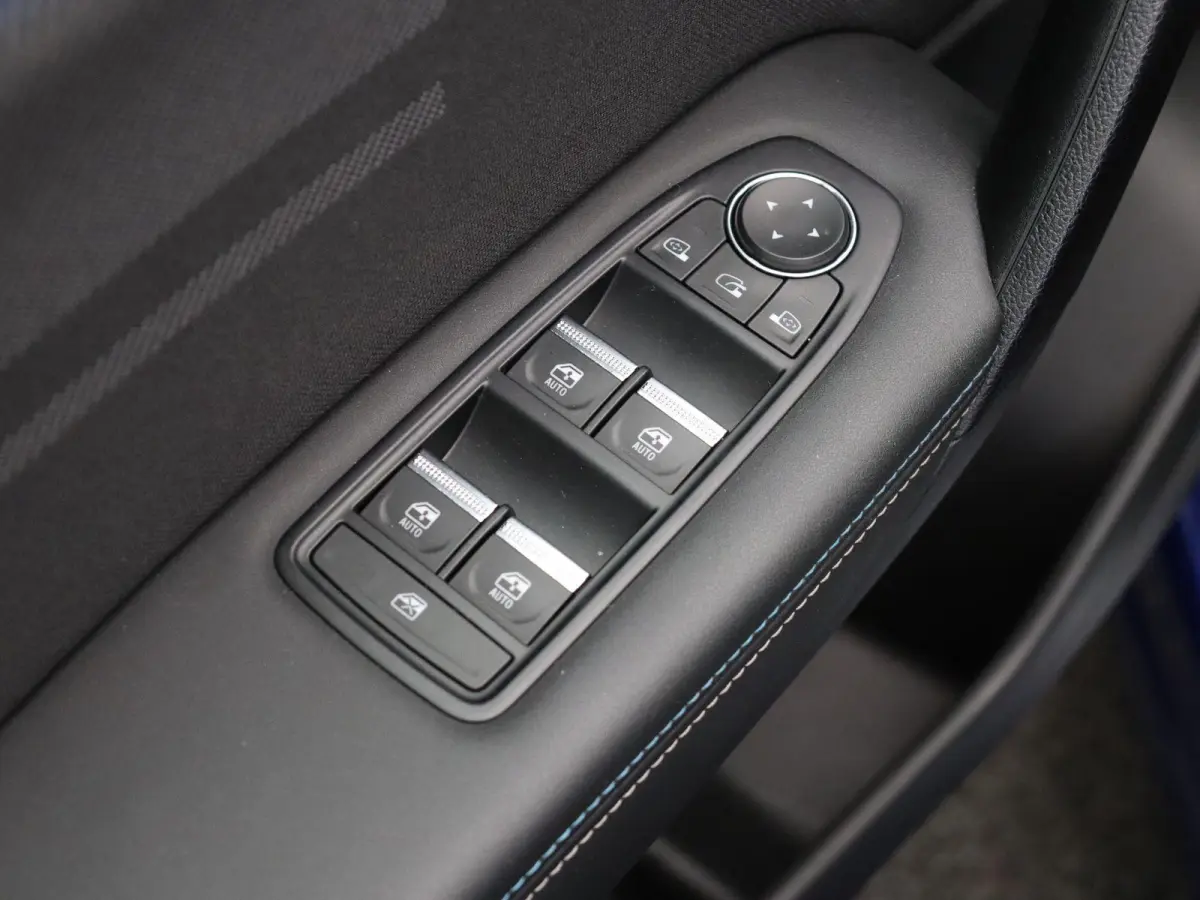 1.6 Full hybrid 145 E-Tech Esprit Alpine | Schuif Kantel Dak | Harman Kardon | Google Maps Navigatie | Dodehoek Detectie |