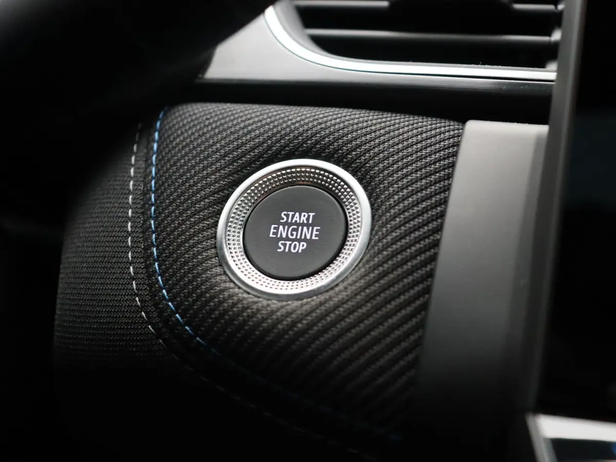 1.6 Full hybrid 145 E-Tech Esprit Alpine | Schuif Kantel Dak | Harman Kardon | Google Maps Navigatie | Dodehoek Detectie |