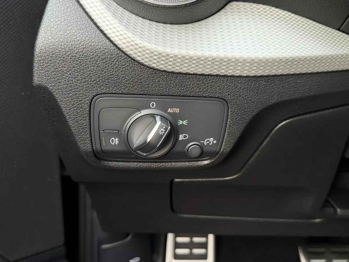 35 TFSI Edition S-Line | Leder/Carplay/Camera/Adapt.Cruise/Full LED/Trekhaak Afneembaar