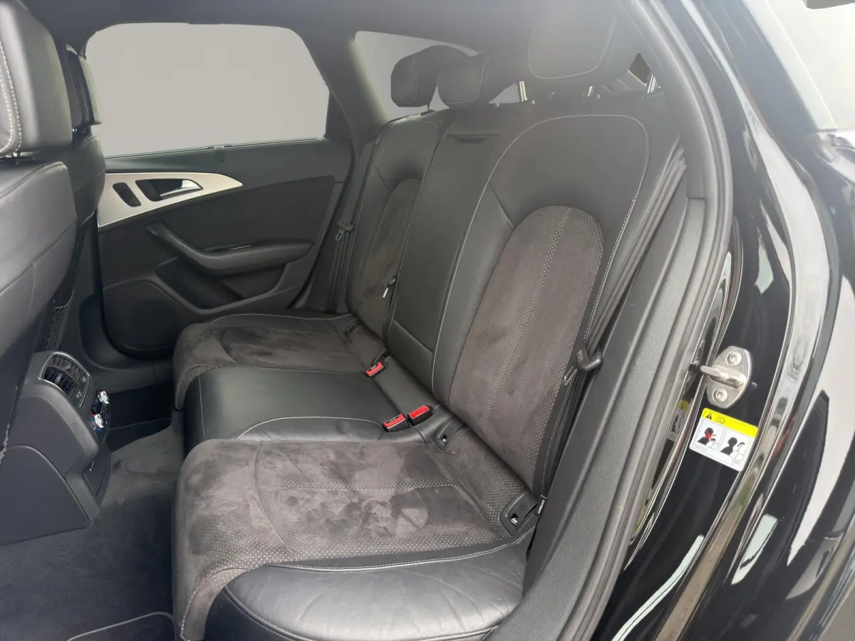 3.0 TDI quattro S-Line ACC Lane Camera Alcantara