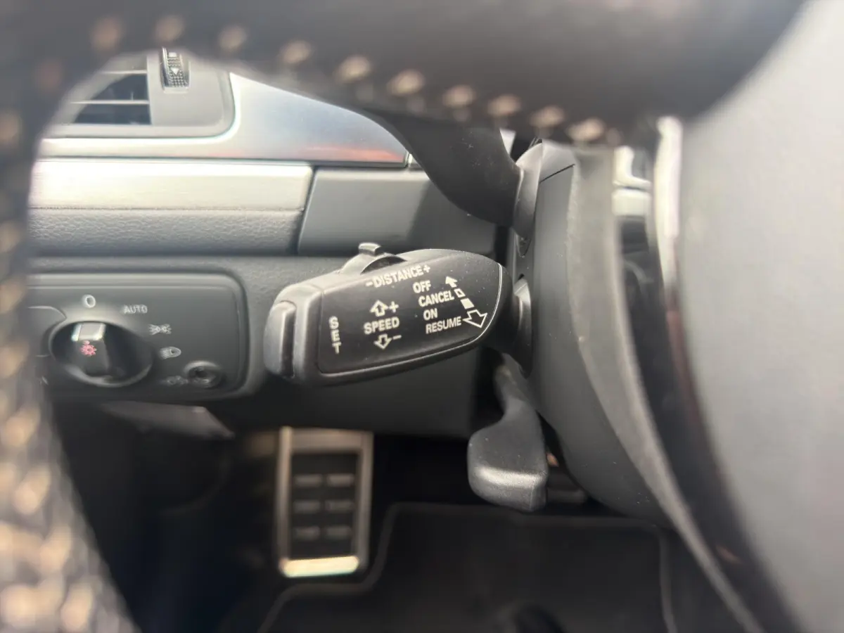 3.0 TDI quattro S-Line ACC Lane Camera Alcantara