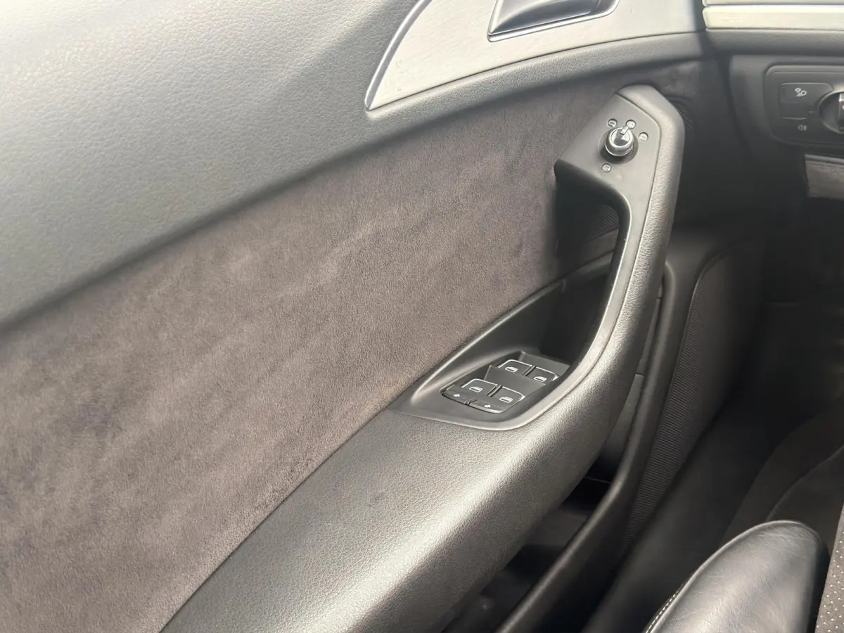 3.0 TDI quattro S-Line ACC Lane Camera Alcantara
