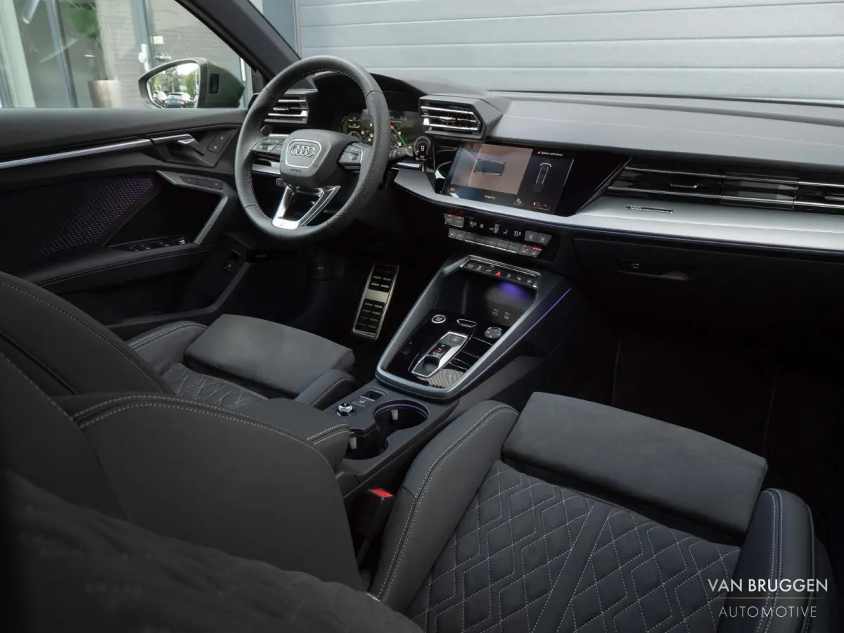 TFSI e S-Line Pano Massage 360 Head-Up SONOS BTW