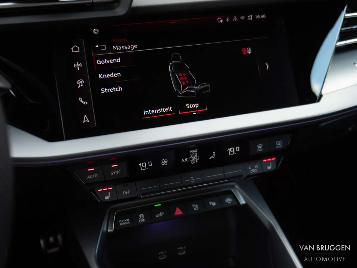 TFSI e S-Line Pano Massage 360 Head-Up SONOS BTW