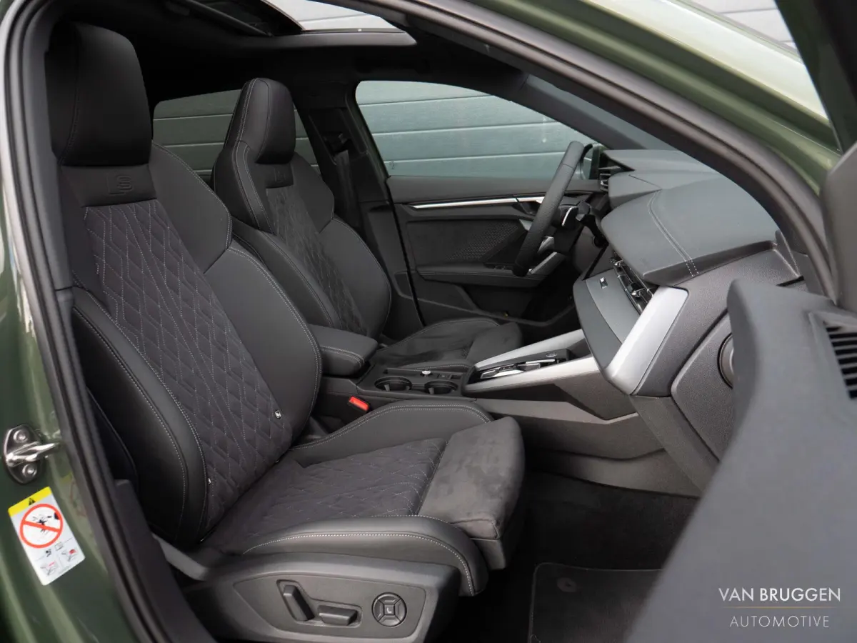 TFSI e S-Line Pano Massage 360 Head-Up SONOS BTW