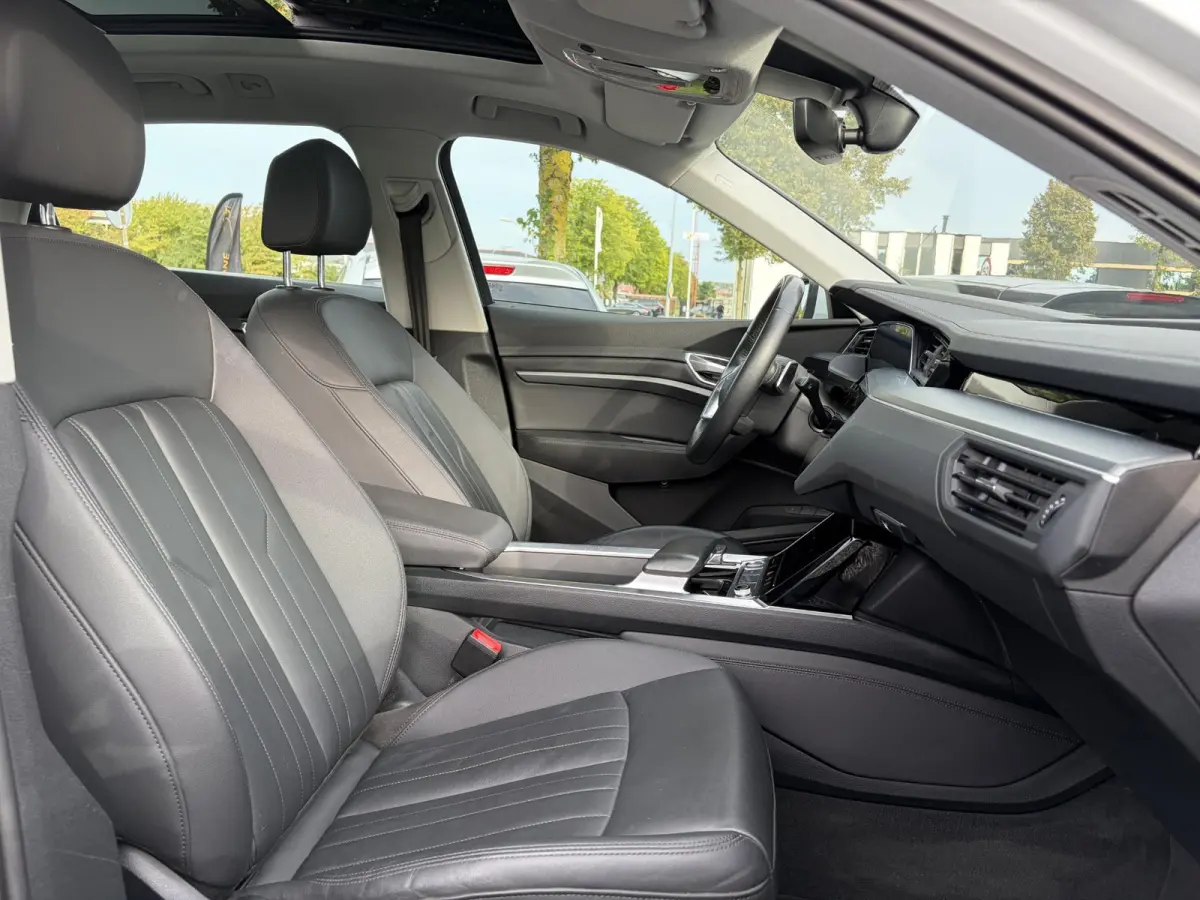 e-tron 50 quattro Launch edition plus 71 kWh ✓SOH 87.83%✓Pano✓Stolverw✓Keyless✓Leder✓Virtual Cockpit✓Carplay✓Navi✓Clima✓Cruise✓Pdc V+A✓Rijstrooksensor✓19" Lm velgen