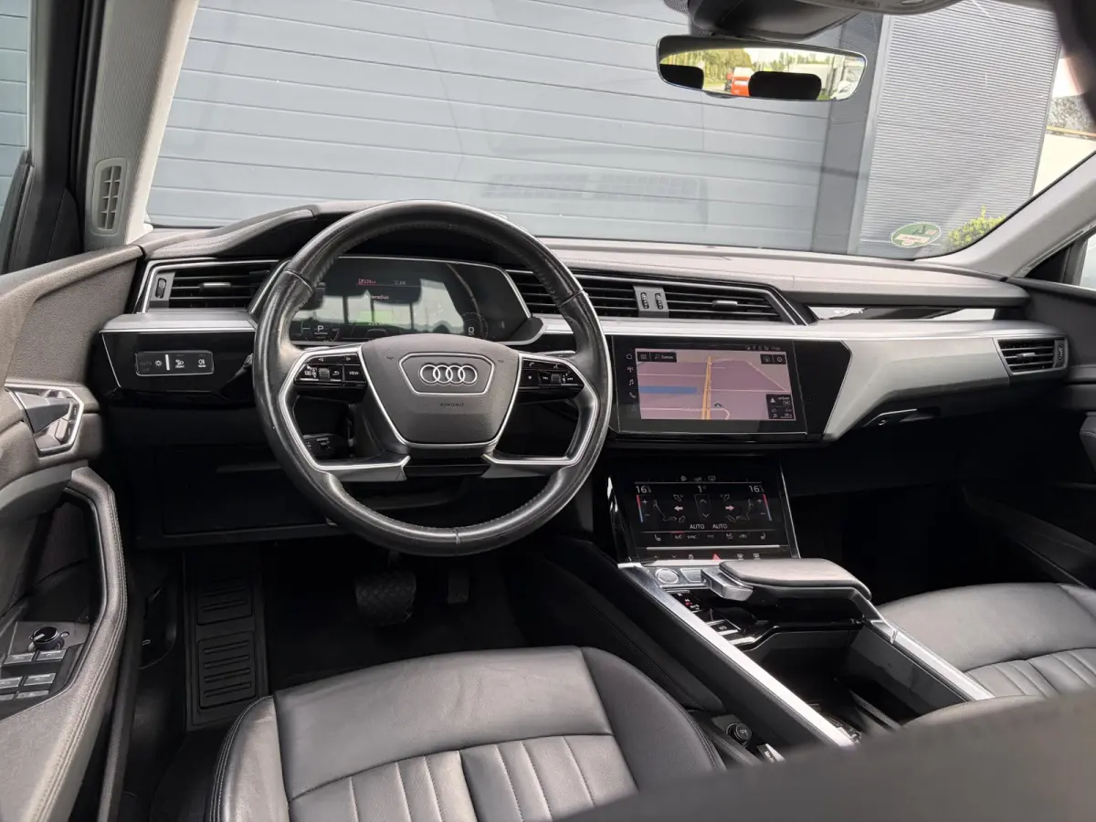 e-tron 50 quattro Launch edition plus 71 kWh ✓SOH 87.83%✓Pano✓Stolverw✓Keyless✓Leder✓Virtual Cockpit✓Carplay✓Navi✓Clima✓Cruise✓Pdc V+A✓Rijstrooksensor✓19" Lm velgen