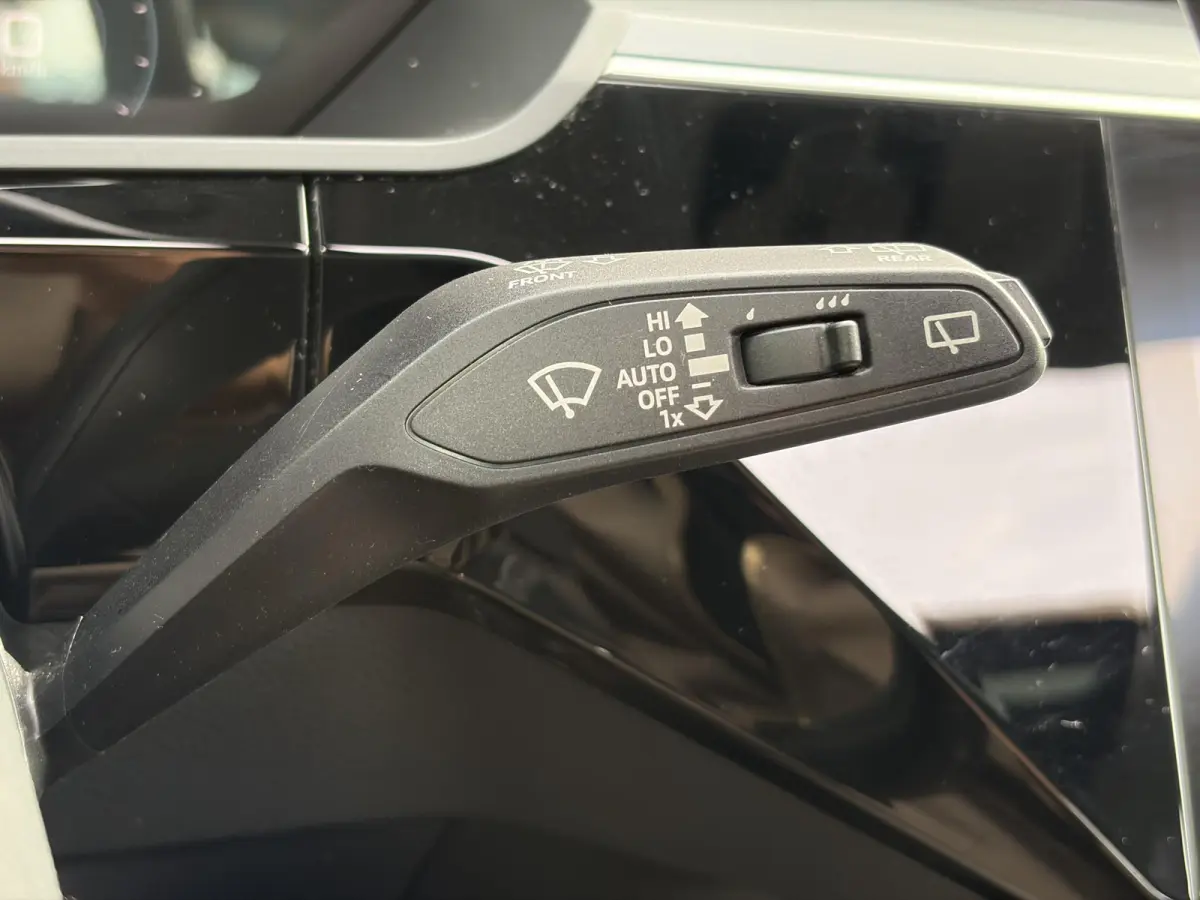 e-tron 50 quattro Launch edition plus 71 kWh ✓SOH 87.83%✓Pano✓Stolverw✓Keyless✓Leder✓Virtual Cockpit✓Carplay✓Navi✓Clima✓Cruise✓Pdc V+A✓Rijstrooksensor✓19" Lm velgen