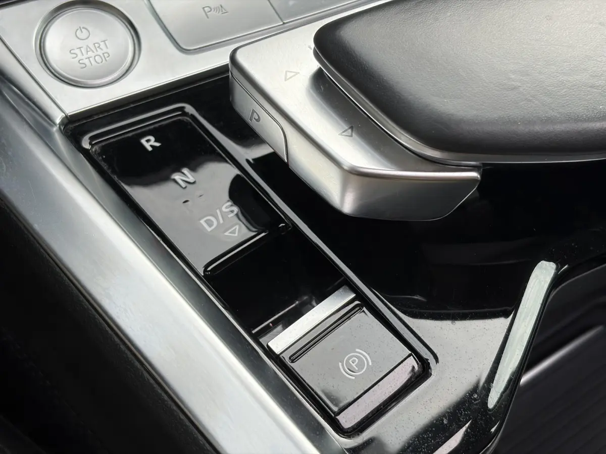 e-tron 50 quattro Launch edition plus 71 kWh ✓SOH 87.83%✓Pano✓Stolverw✓Keyless✓Leder✓Virtual Cockpit✓Carplay✓Navi✓Clima✓Cruise✓Pdc V+A✓Rijstrooksensor✓19" Lm velgen