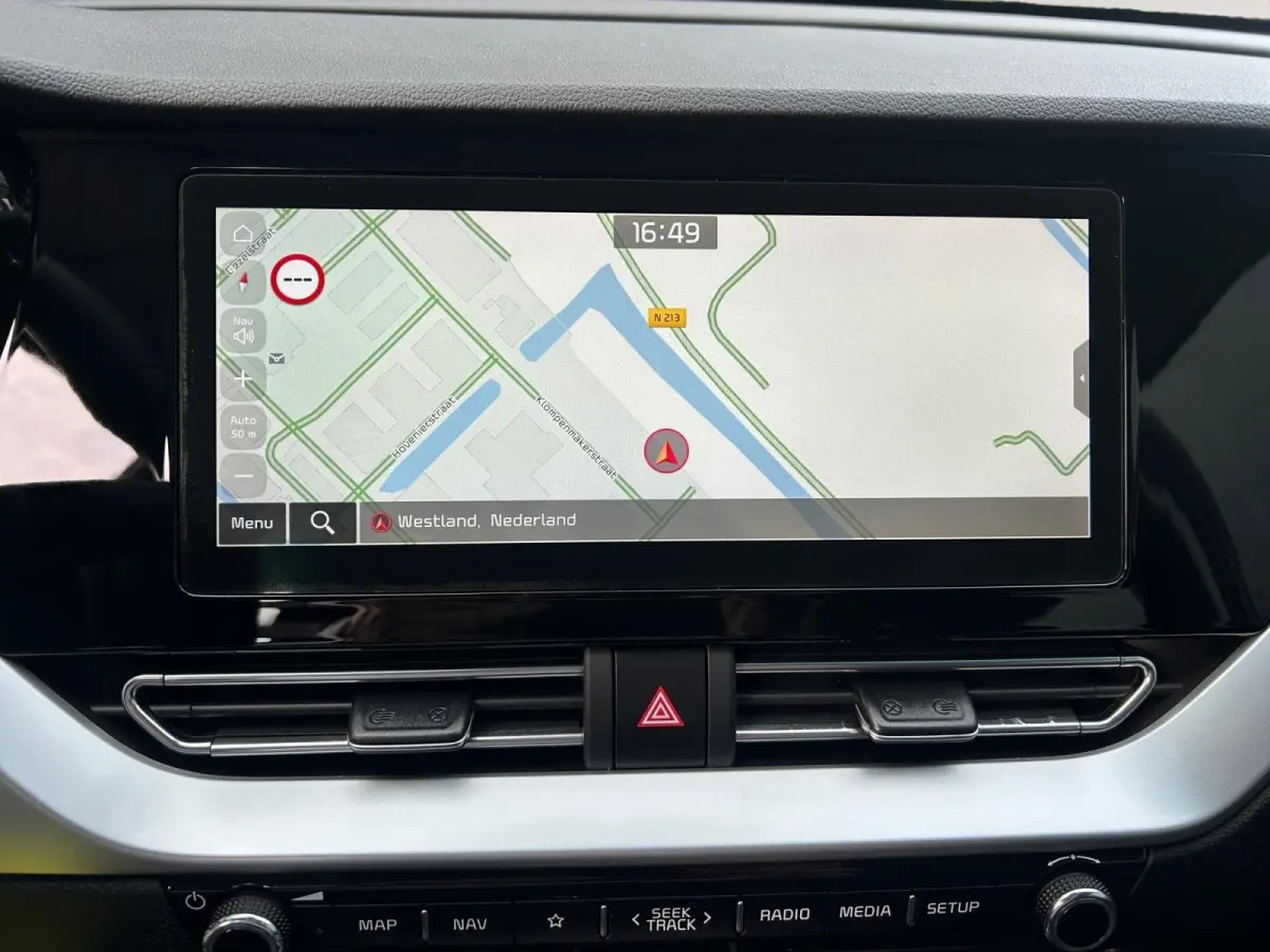 1.6 GDi Hybrid DynamicLine | Apple Carplay / Android Auto | Navigariesysteem | Licht + Regensensor | Parkeersensoren + Camera Achter | Cruise Control Adaptief | Rijstrooksensor + Correctie