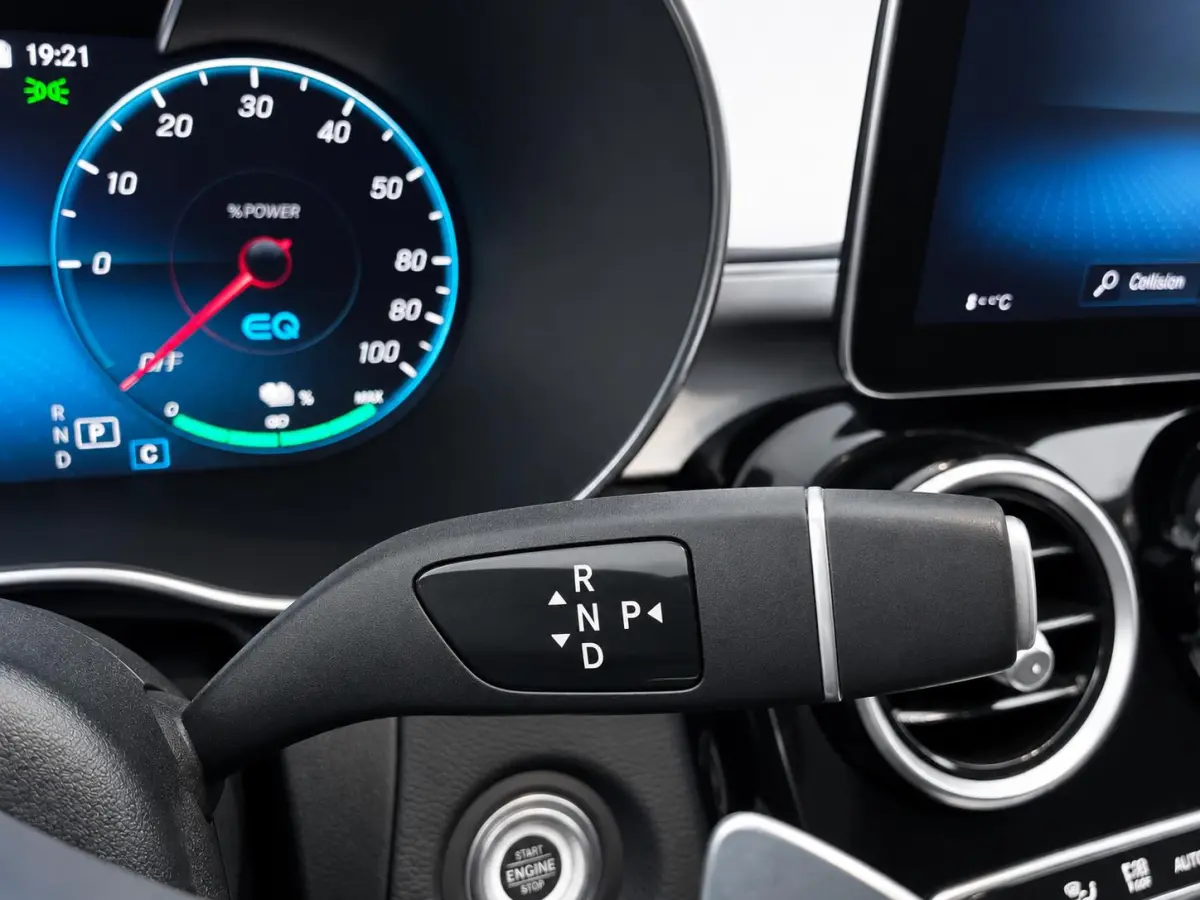 4MATIC Business Solution AMG Navigatie Apple CarPlay Android Auto 360° camera Parkeerhulp Cruise Control Full Led Stoelverwarming Elektrische achterklep Climate Control Lichtmetalen velgen