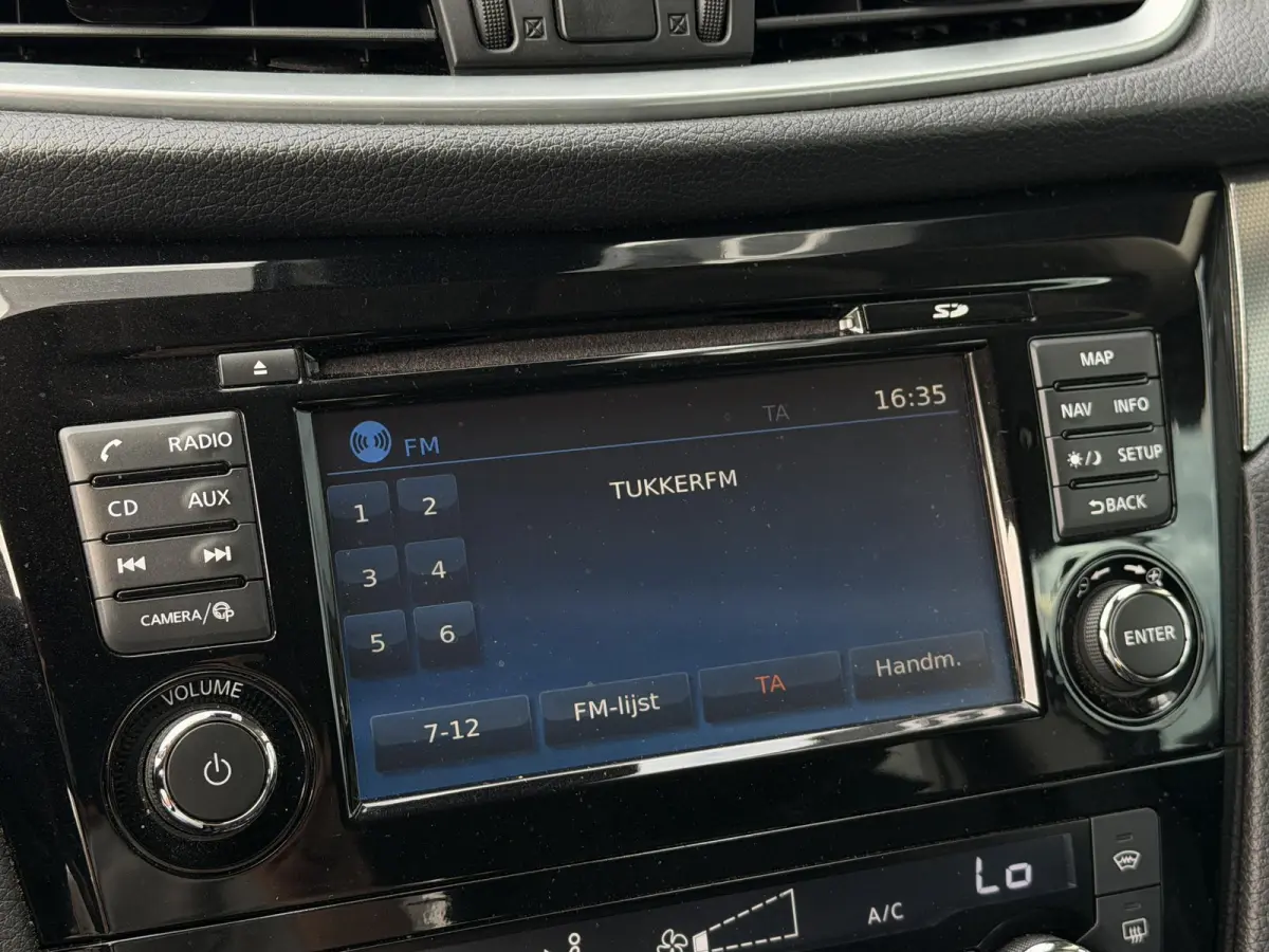 1.2 Business Edition 116PK | AUTOMAAT | Dealeronderhouden | NL AUTO | NAP | Trekhaak | PANO | Stoelverwarming | Elektrische Bestuurdersstoel | Parkeersensoren Voor en Achter | 2 Sleutels |