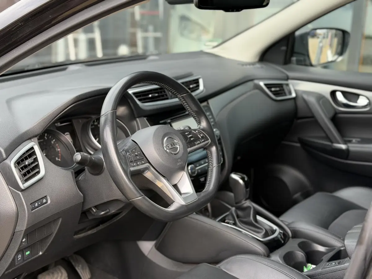 1.2 Business Edition 116PK | AUTOMAAT | Dealeronderhouden | NL AUTO | NAP | Trekhaak | PANO | Stoelverwarming | Elektrische Bestuurdersstoel | Parkeersensoren Voor en Achter | 2 Sleutels |