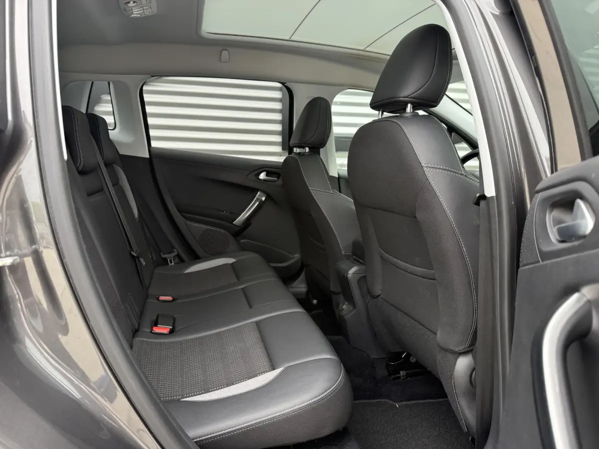 1.2 PureTech Allure 2e Eigenaar|Navi|Pano|Camera|Carplay|Clima|Cruise|N.A.P|Nieuwe APK bij Aflevering