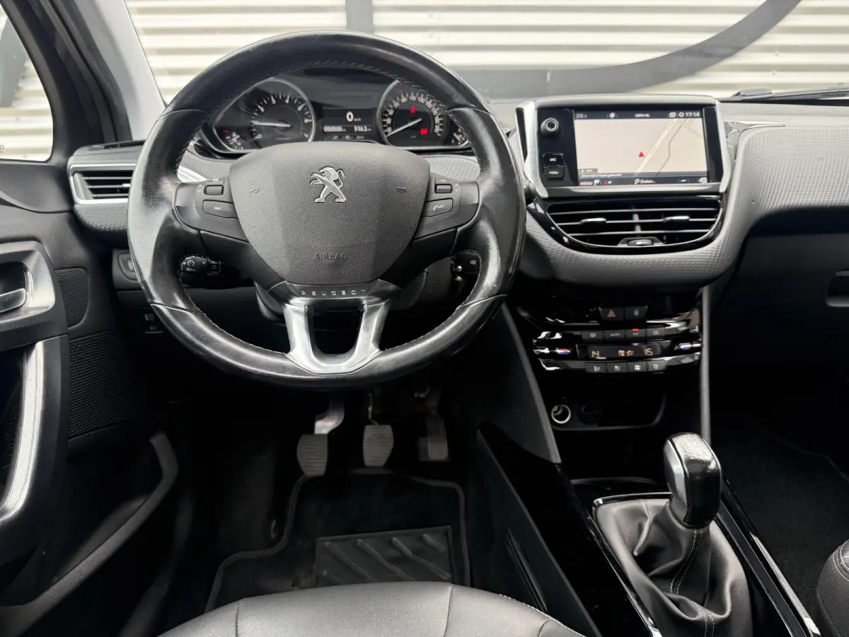 1.2 PureTech Allure 2e Eigenaar|Navi|Pano|Camera|Carplay|Clima|Cruise|N.A.P|Nieuwe APK bij Aflevering