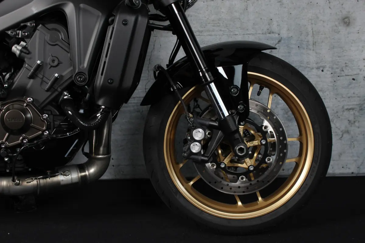 ABS Akrapovic