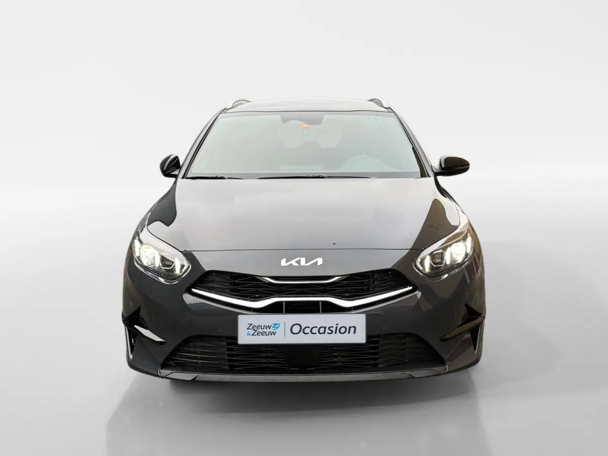 1.0 T-GDi MHEV Design Edition Automaat |  Cruise control Adaptief  | Camera| Stoelverwarming | Carplay & Android Auto | Fabrieksgarantie t/m 15-3-2032 +3x 1 jaar* | NAP