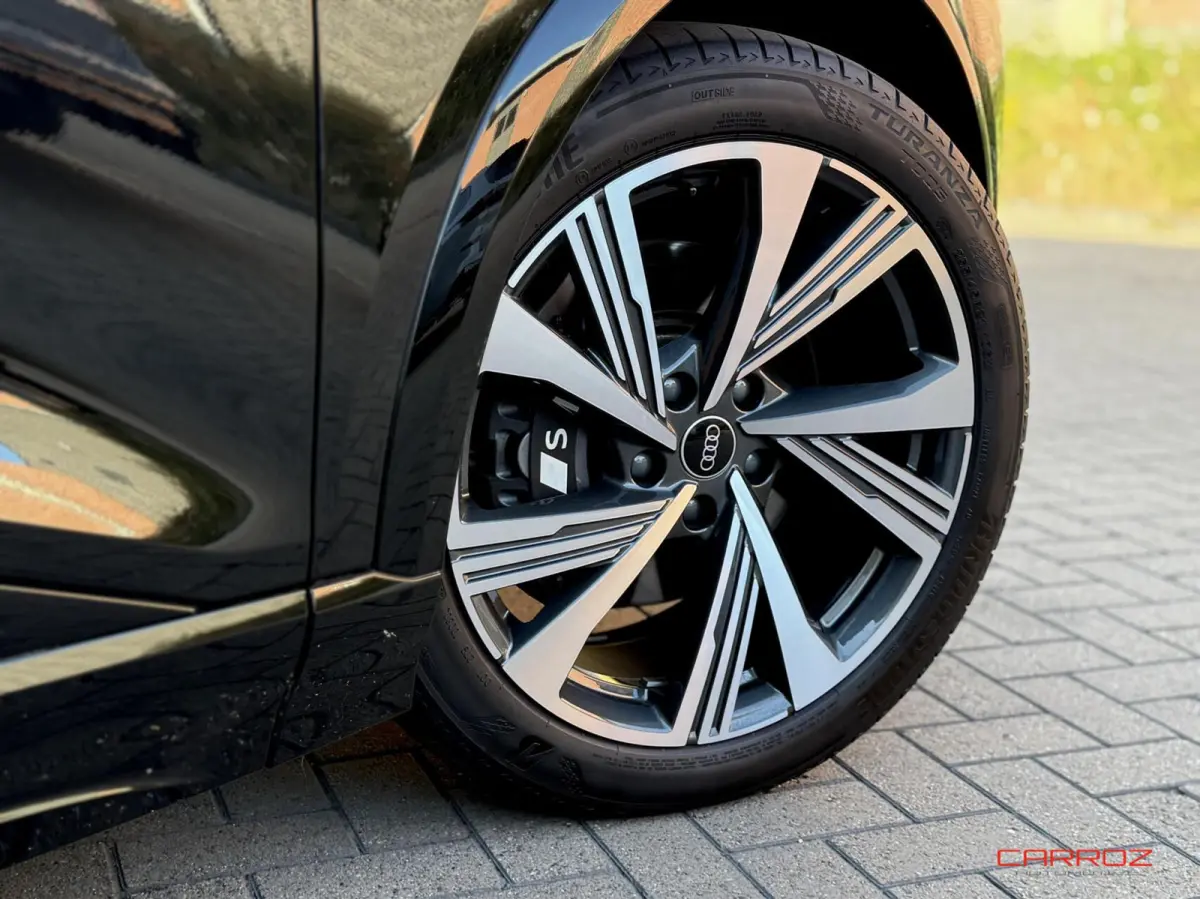 SQ6 Quattro 100 kWh Pano ACC HUD 360 B&O