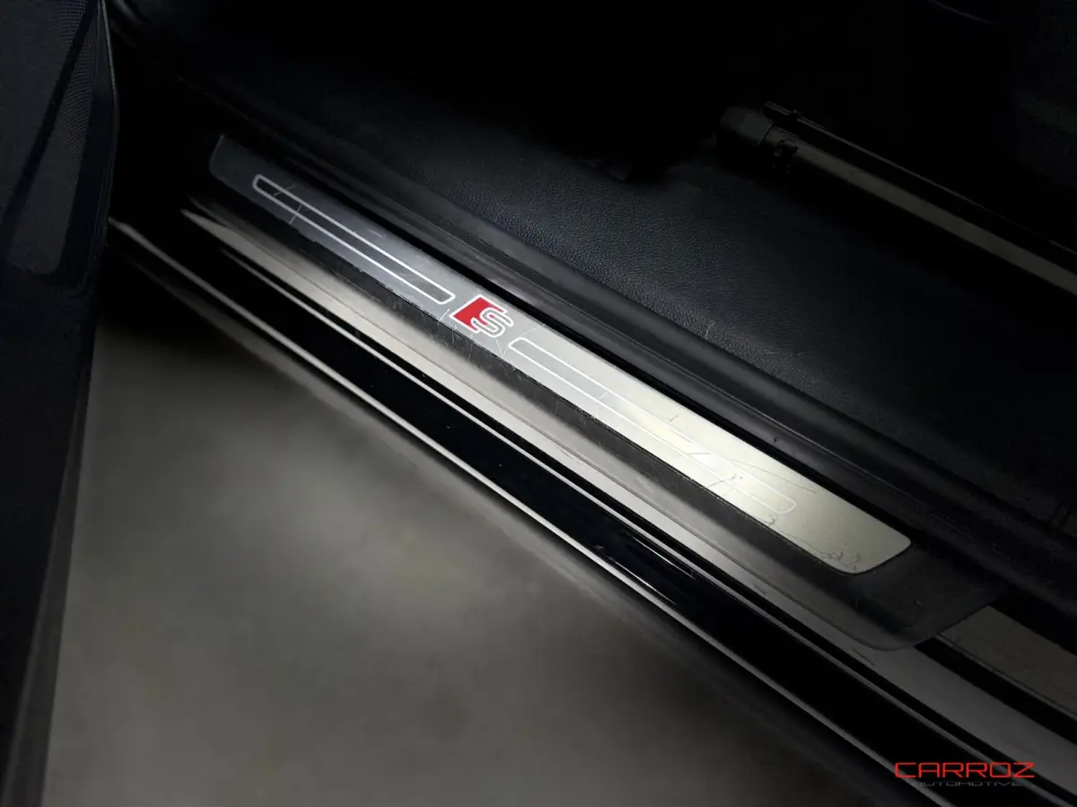 35 TFSI 3x S Line Pano CarPlay ACC Ambiance Dodehoek