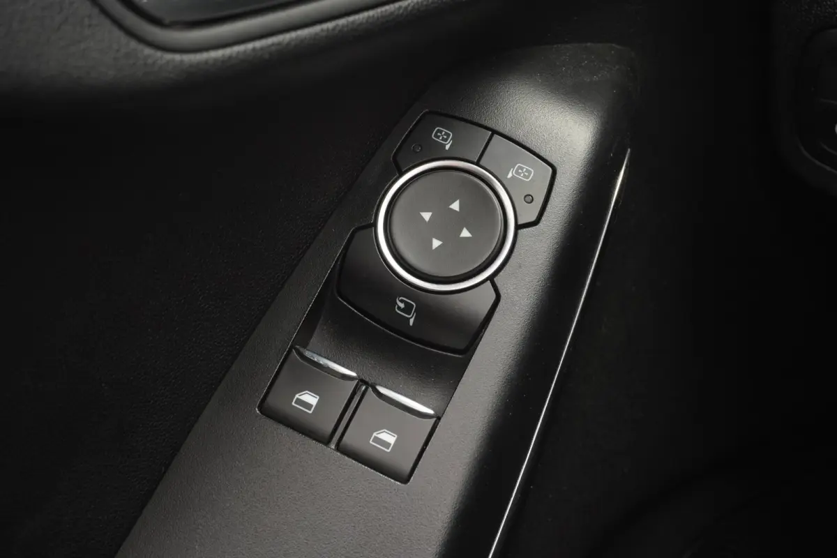 1.0 EcoBoost ST-Line+Led+Pano-dak+Apple-CarePlay+Privacy-Glass+Vleugel+Nweq-APK !!