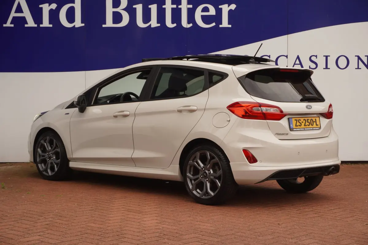 1.0 EcoBoost ST-Line+Led+Pano-dak+Apple-CarePlay+Privacy-Glass+Vleugel+Nweq-APK !!