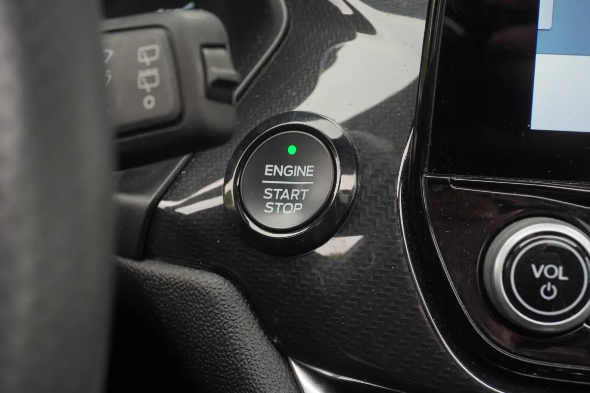 1.0 EcoBoost ST-Line+Led+Pano-dak+Apple-CarePlay+Privacy-Glass+Vleugel+Nweq-APK !!