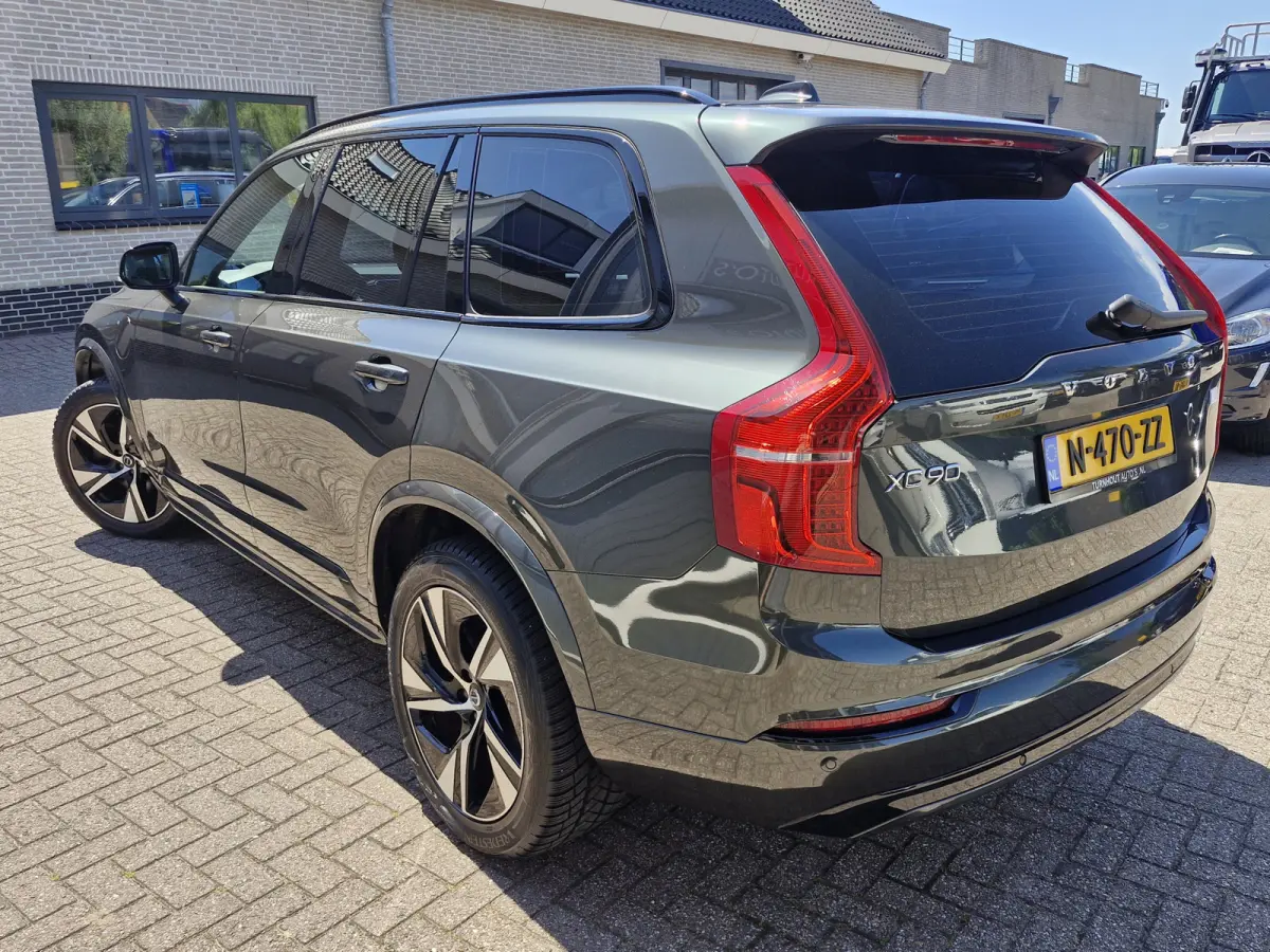 T8 Recharge AWD R-Design | Lounge Pack (audio installatie premium, elektrisch glazen schuif-/kanteldak) Premium Audio by Harman Kardon