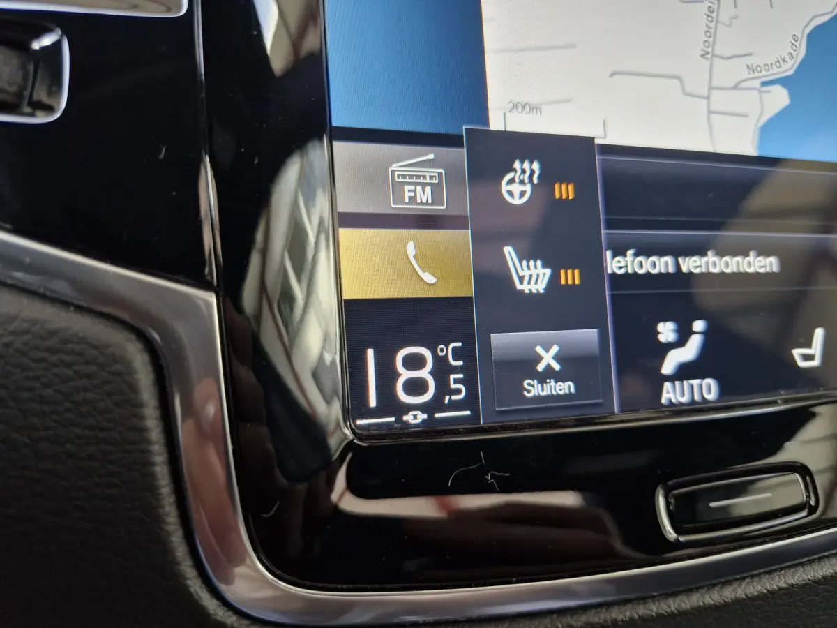 T8 Recharge AWD R-Design | Lounge Pack (audio installatie premium, elektrisch glazen schuif-/kanteldak) Premium Audio by Harman Kardon